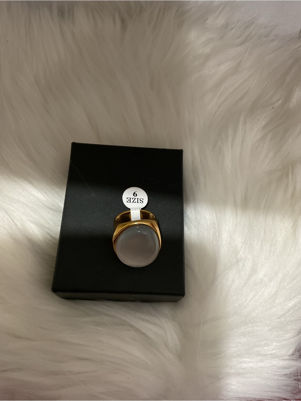 18K stainless steel Gold-Tone White Stone Statement Ring - Size 9